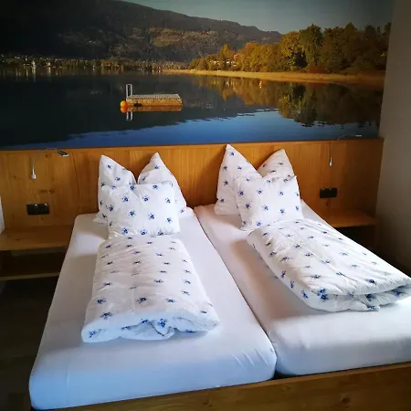 Strauss Apartment