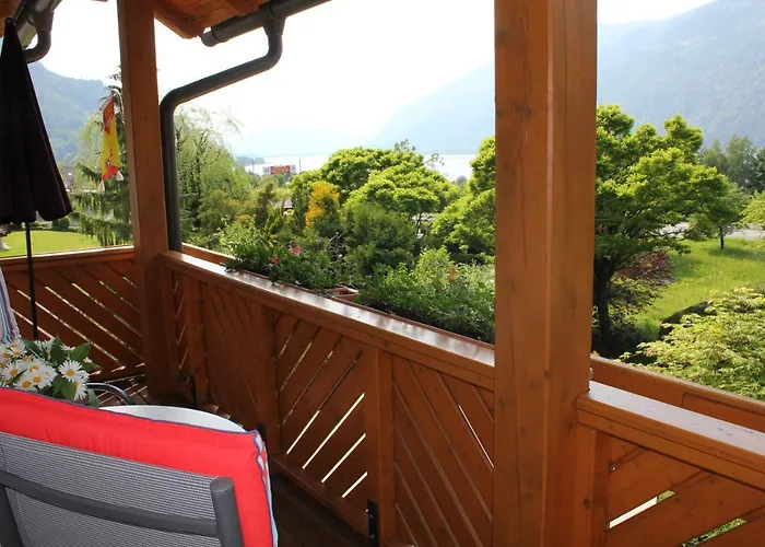 Strauss Appartement *